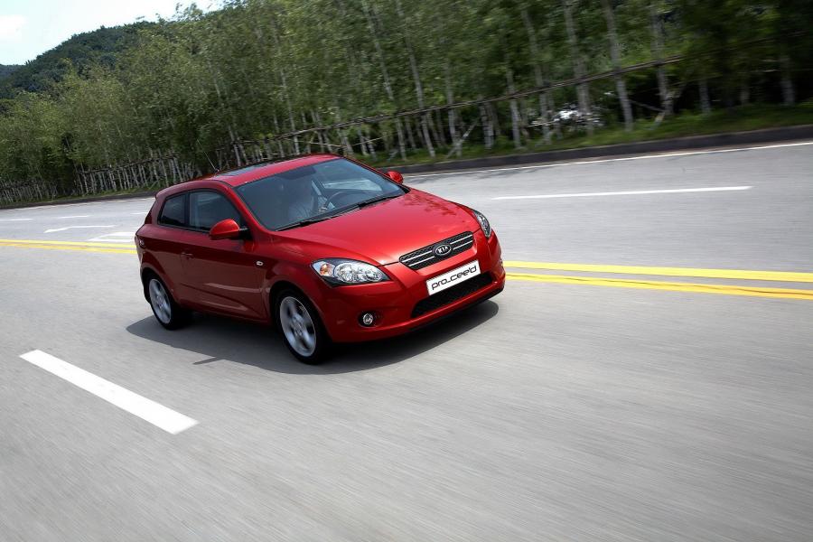  Kia pro_cee&rsquo;d 2008 года  (фото 178 из 182)